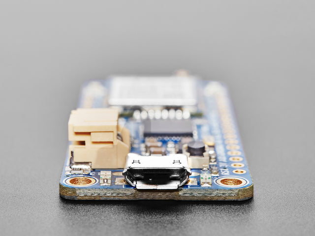 Adafruit Feather M0 WiFi with uFL - ATSAMD21 + ATWINC1500