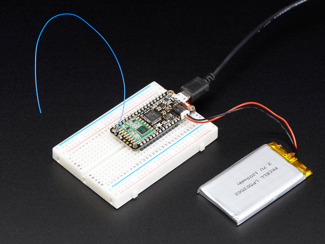 Adafruit Feather M0 RFM69HCW Packet Radio - 868 or 915 MHz