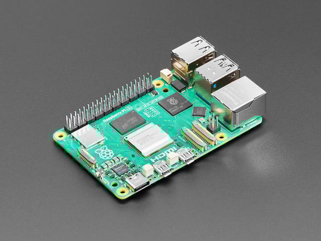 Raspberry Pi 5 - 8 GB RAM