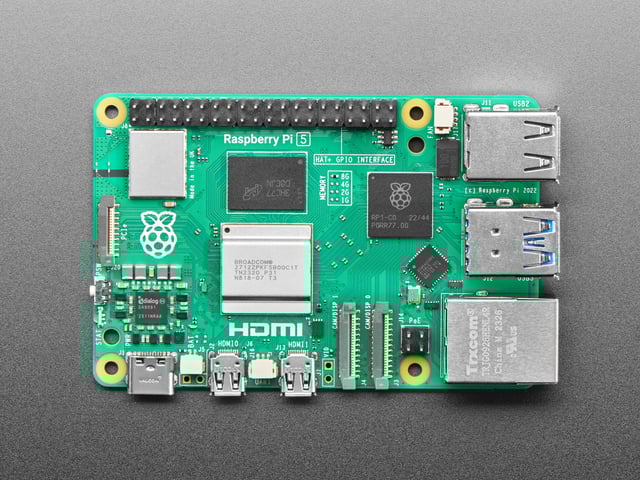 Raspberry Pi 5 - 8 GB RAM